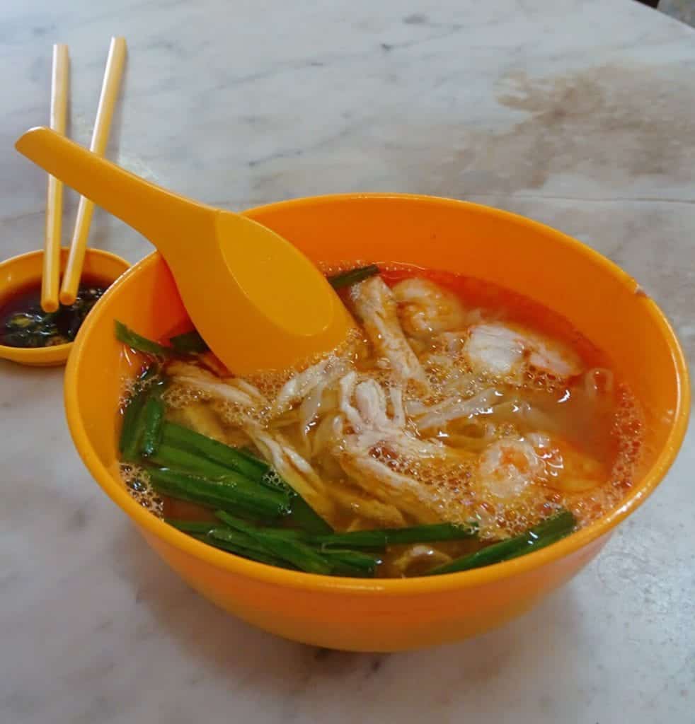 Chicken noodles at Thean Chun restaurant 