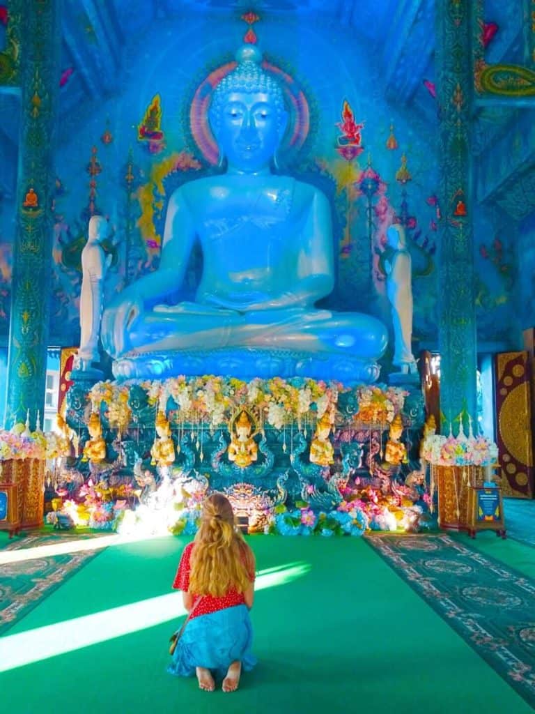 Wat Rong Seur Ten buddha