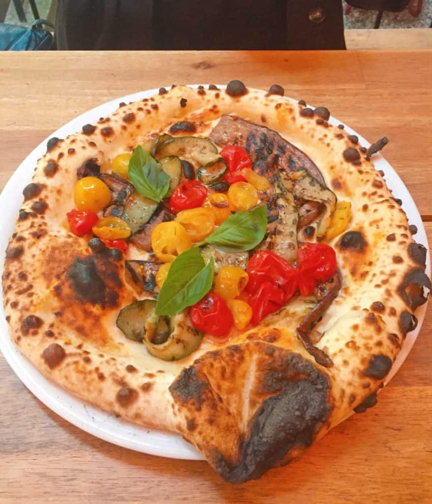 Vegetable pizza a Lammbock Pizza Bar Nurember
