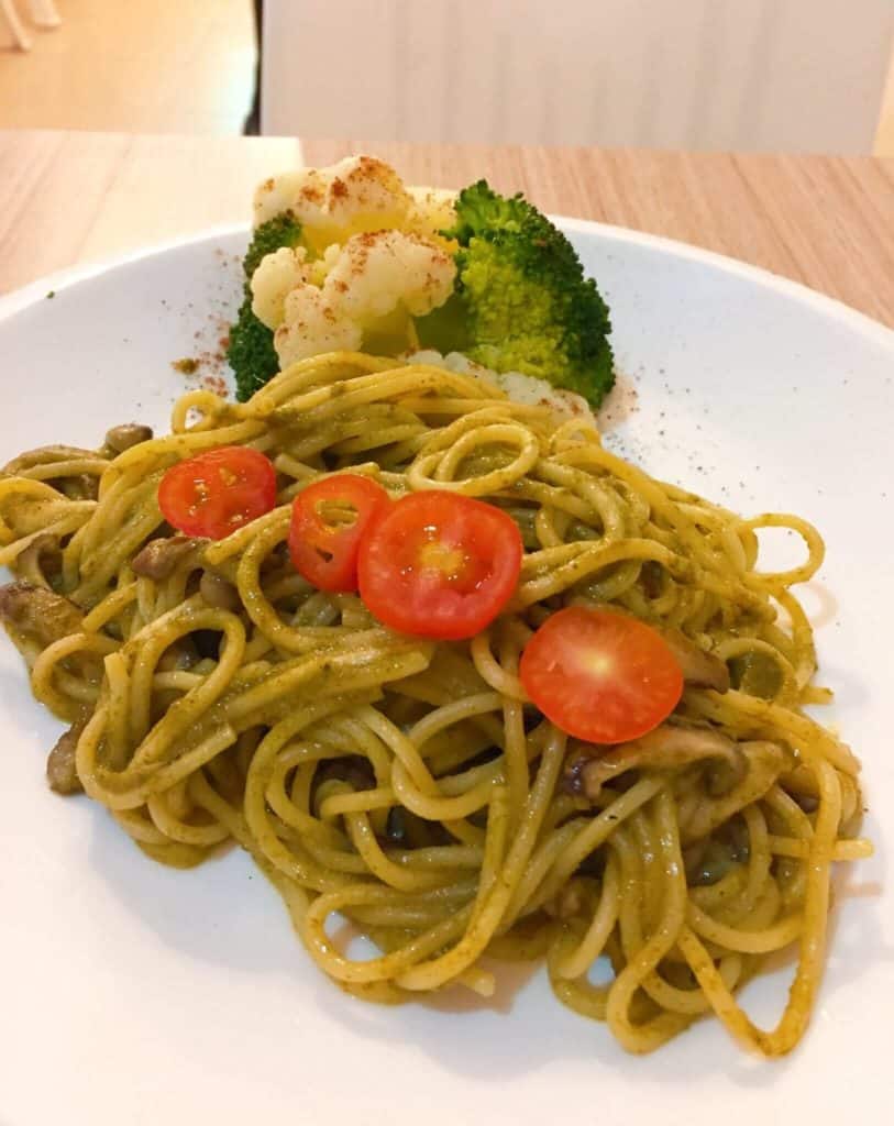 Pesto pasta leaf Healthy House George Town Penang