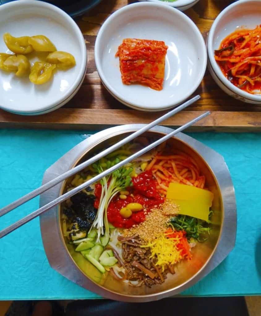 Bibimbap Korea travel tip