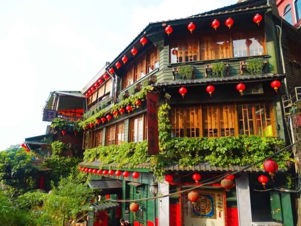 Traditional building Taipei to Jiufen 