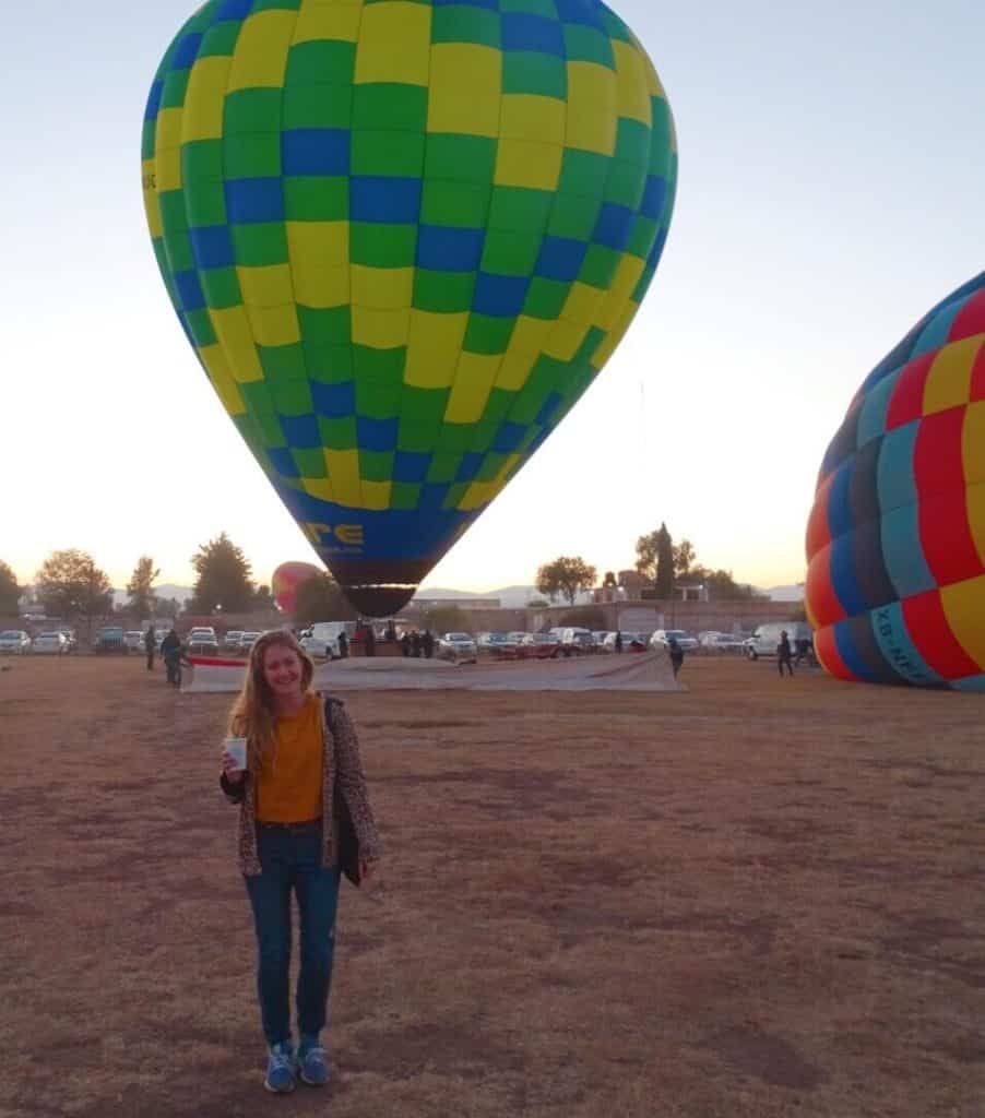 Early morning hot air balloon ride