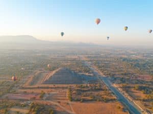 Teotihuacán hot air balloon