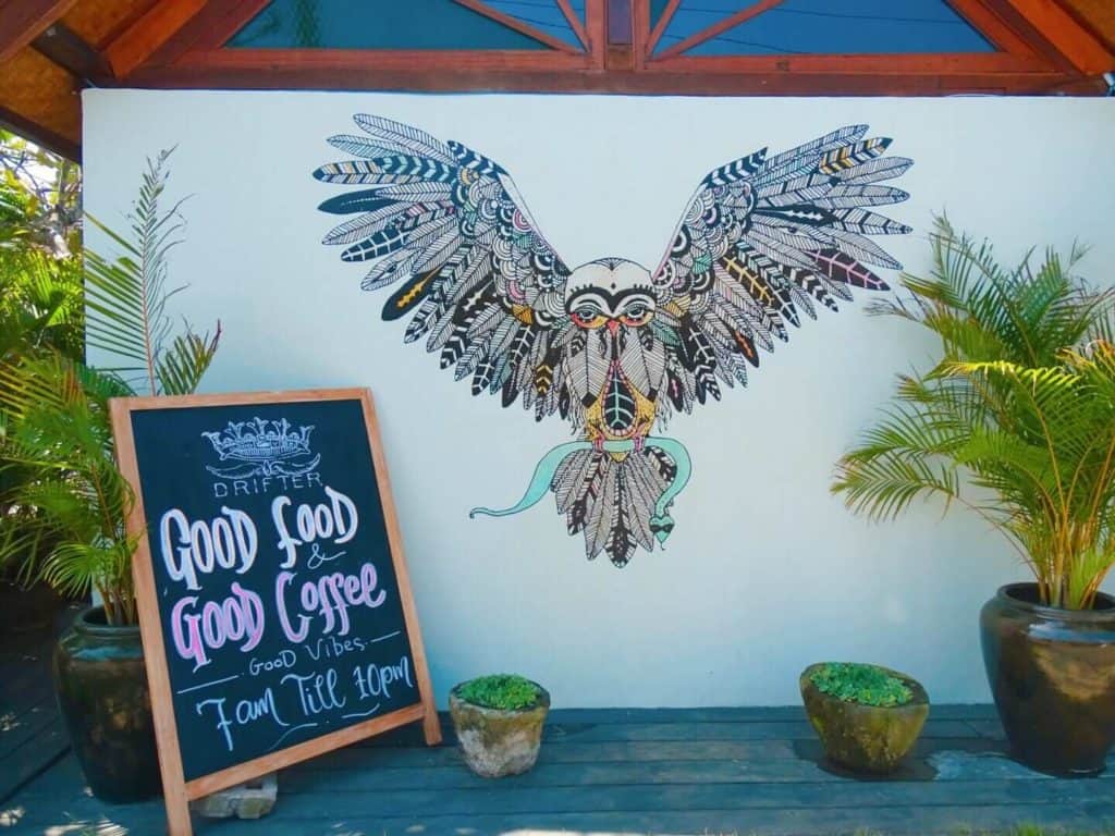 Owl mural at Drifter Cafe Uluwatu itinerary