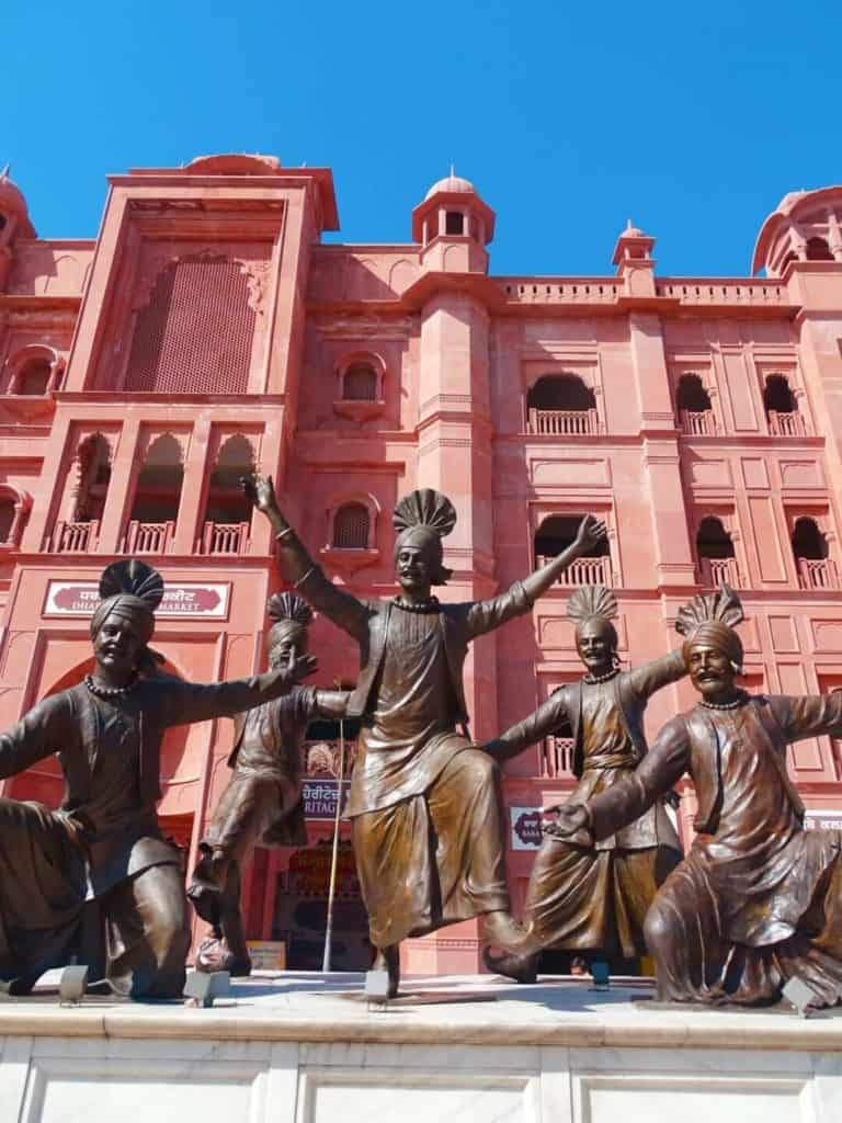Statues in central Amritsar