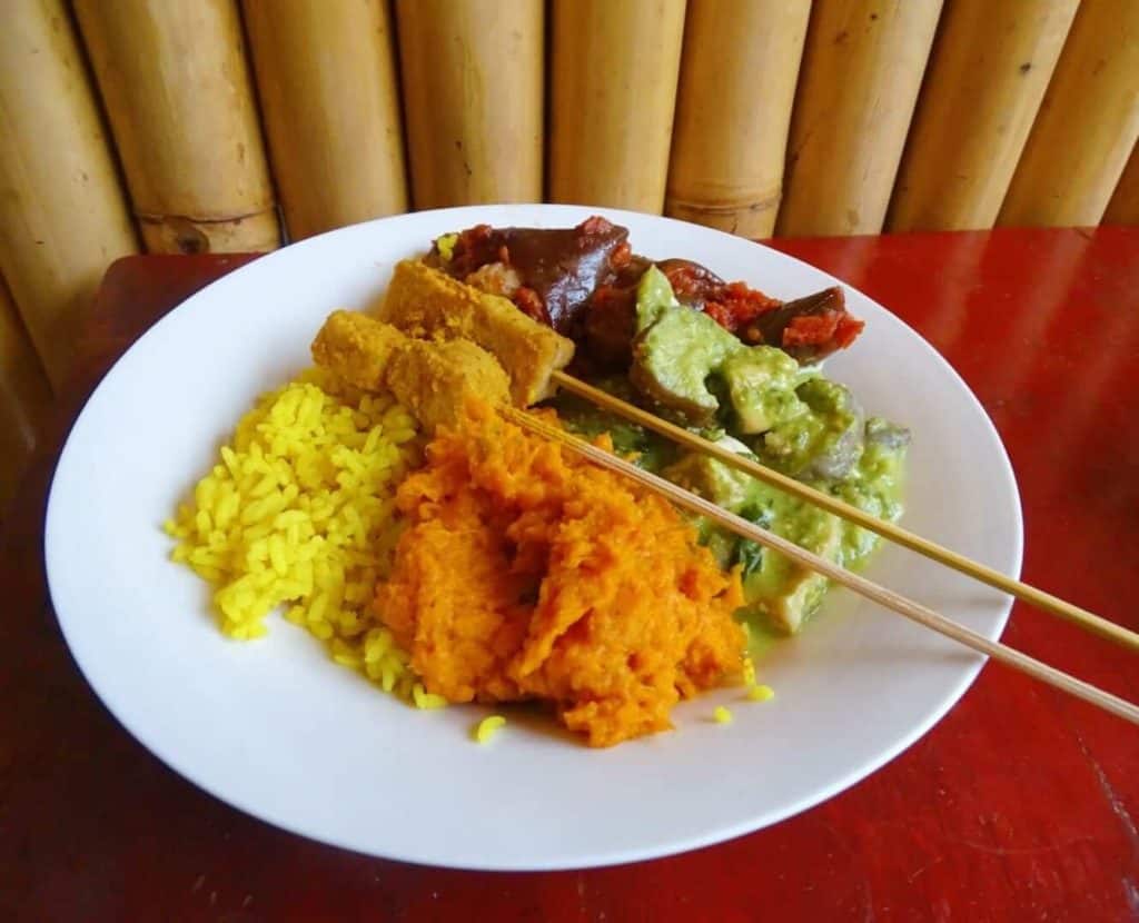 Balinese food Sawobali Restaurant Ubud