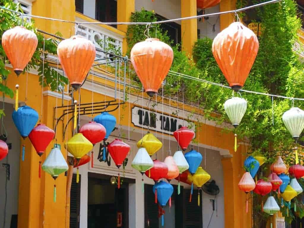 Colourful lanterns Hoi An itinerary