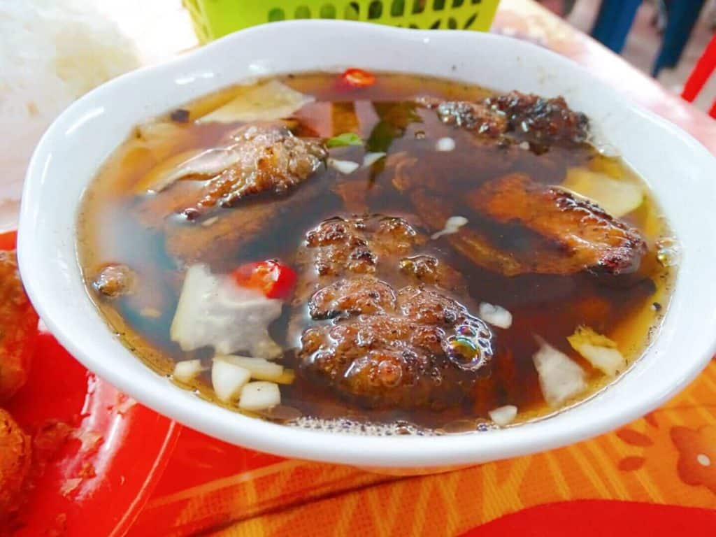 Bun cha noodle soup Hanoi food
