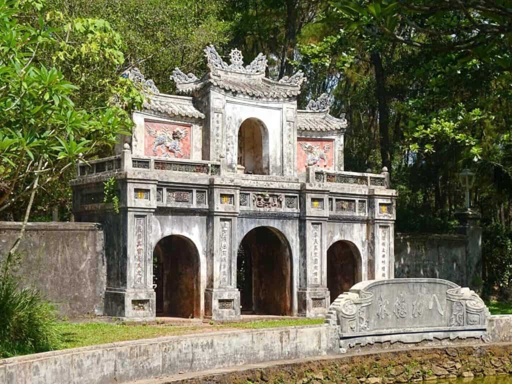 Tu Hieu Pagoda 