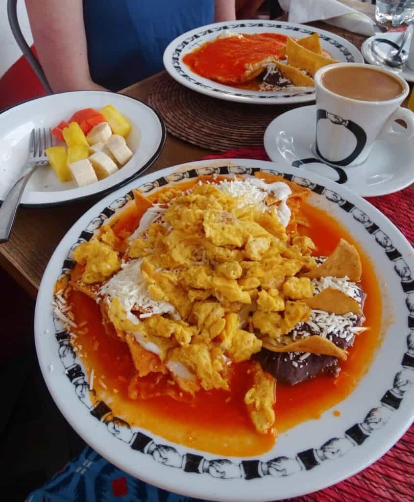 Chilaquiles brunch at La Guarida de Baco Tepotzlan food