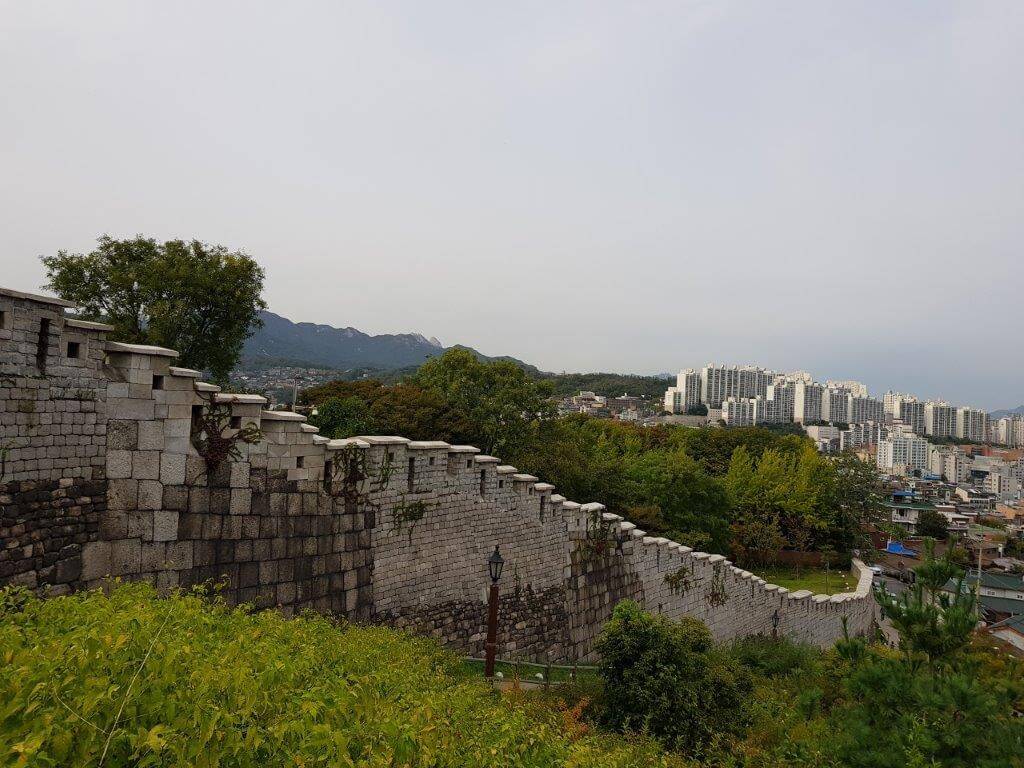 Seoul City Wall Kores