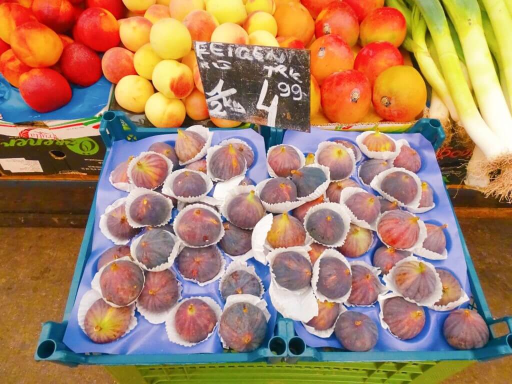 Stall of fresh fruit