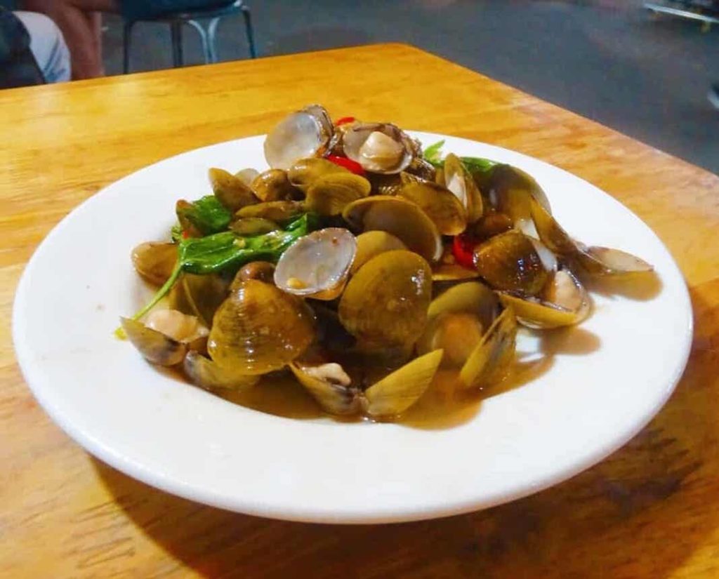Plate of clams at Tonghua Night Market Taipei