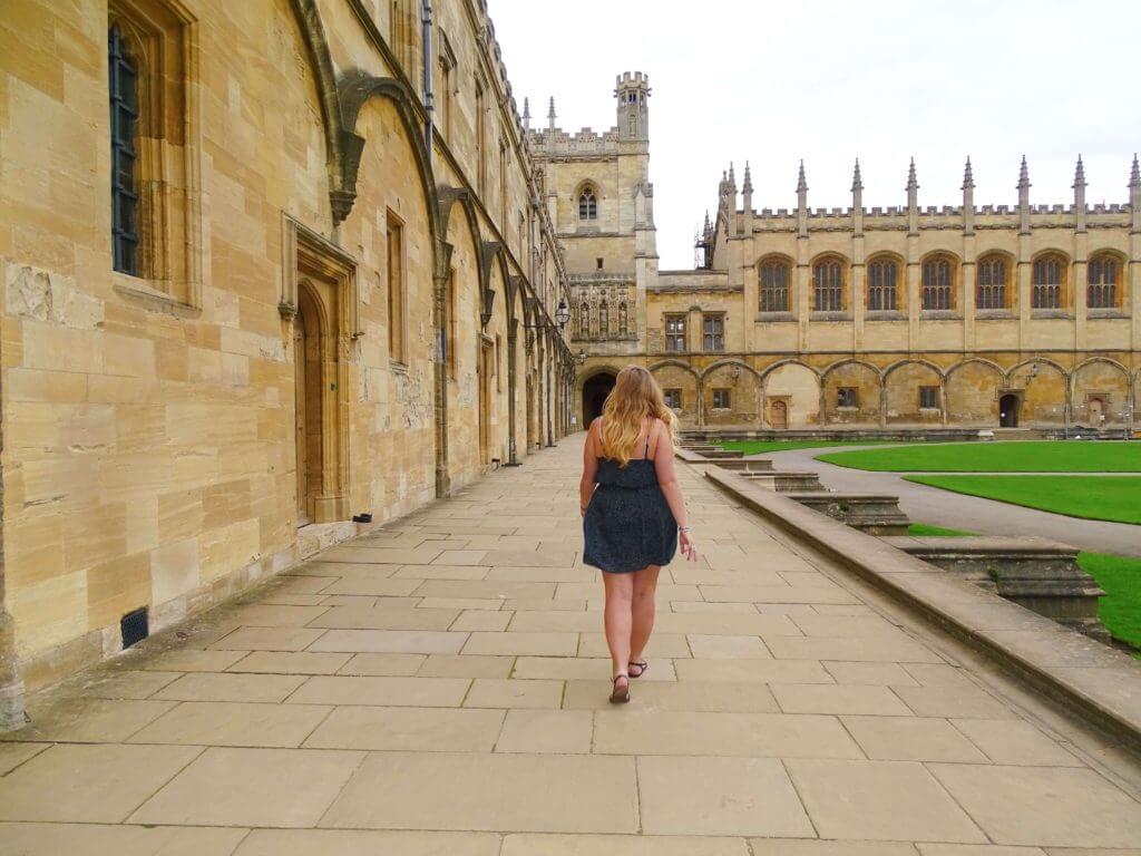 Girl visiting Oxford colleges