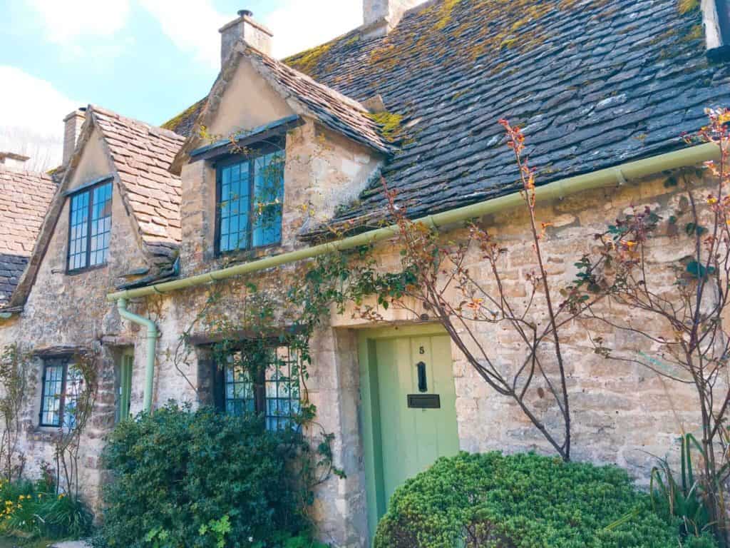 Stone cottage Bibury 