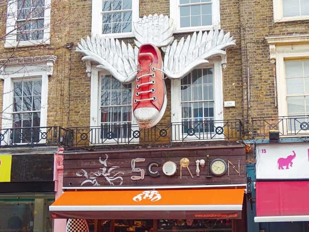 Giant shoe Camden guide