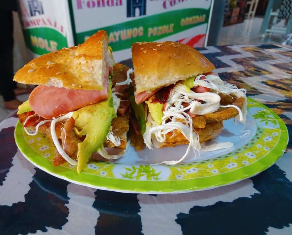 Sandwich with cheese, ham, avocado and chipotle in Puebla