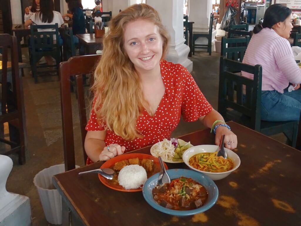 Eating in thailand 