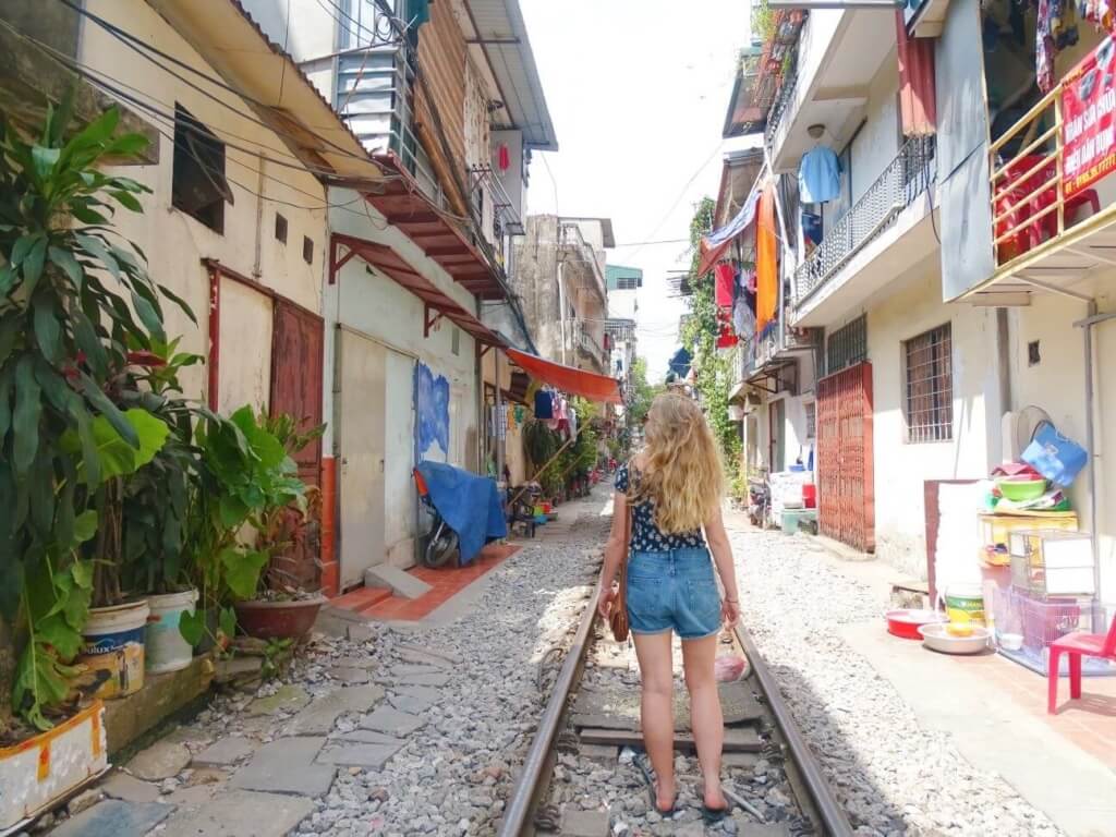 Train tacks hanoi backpacking Southeast Asia 