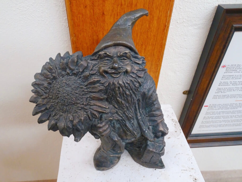 Gnome statue