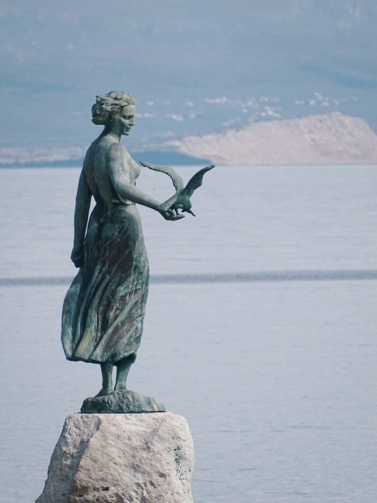 Opatija maiden with seagull statue