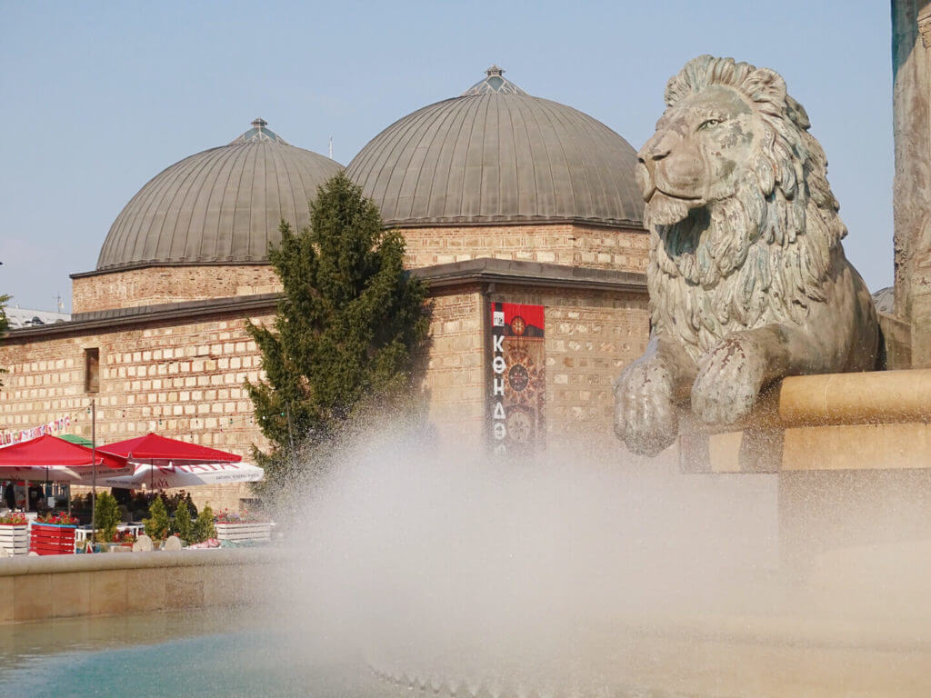 Fountain with lion statue 