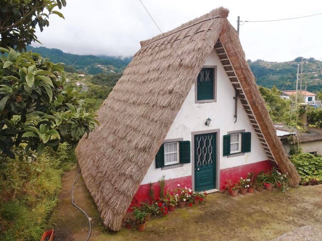 santana typical houses