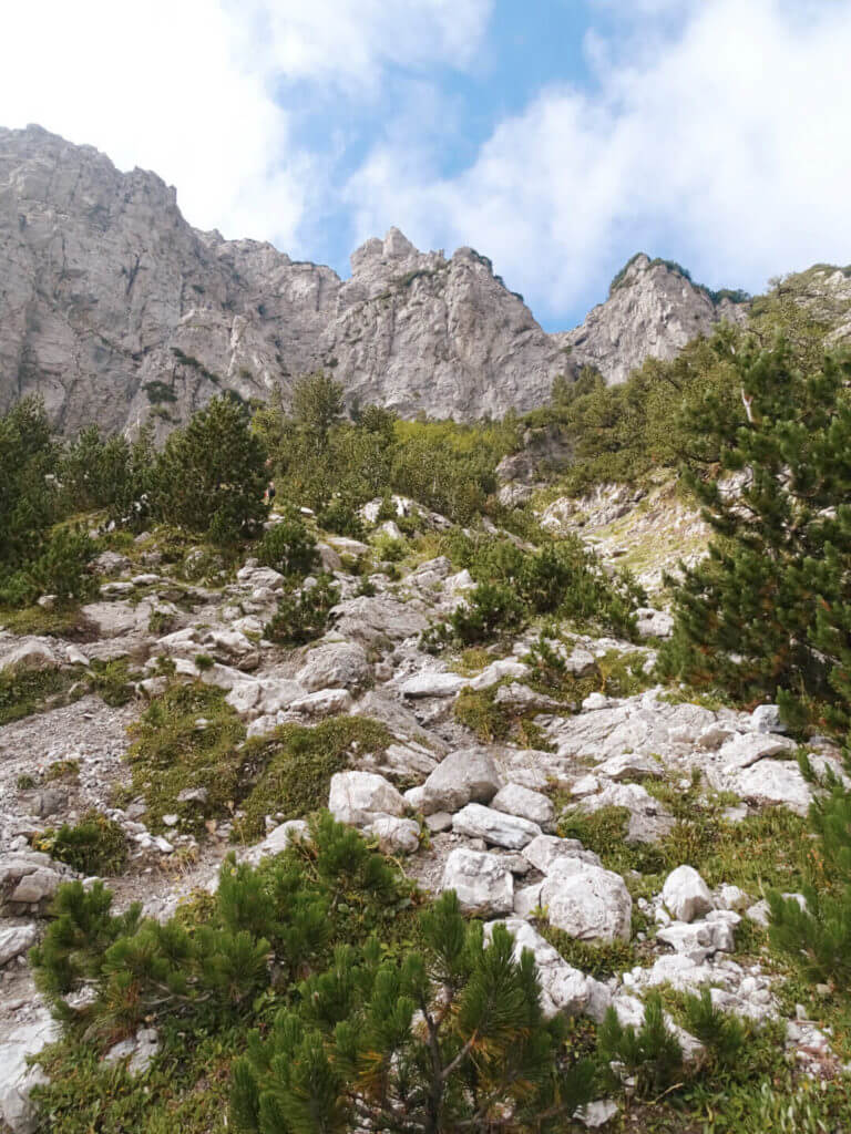 Approaching valbona peak 