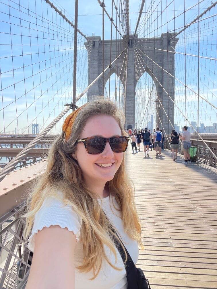 Brooklyn bridge solo female travel new york 