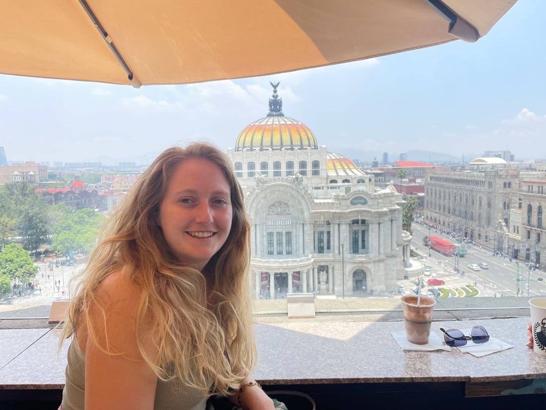 solo-female-travel-the-ultimate-guide-where-goes-rose