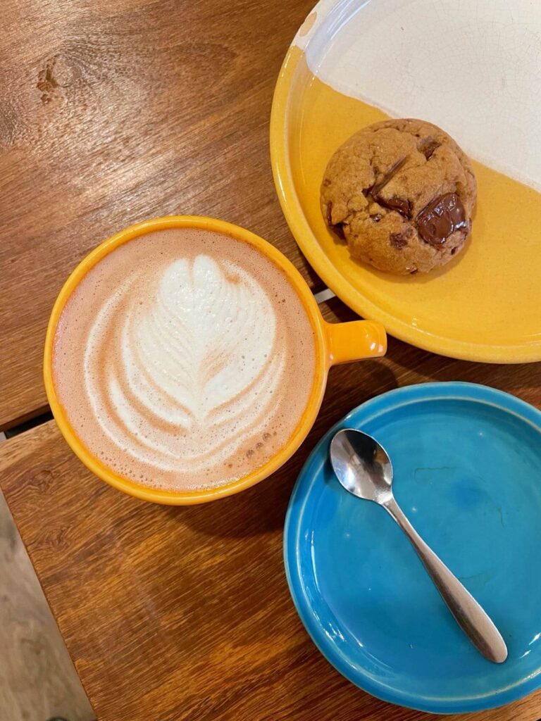 Coffee and cookie