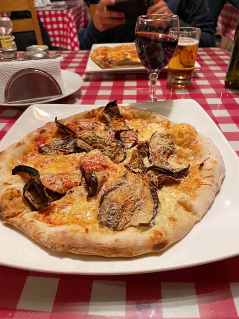 Pizza restaurant 