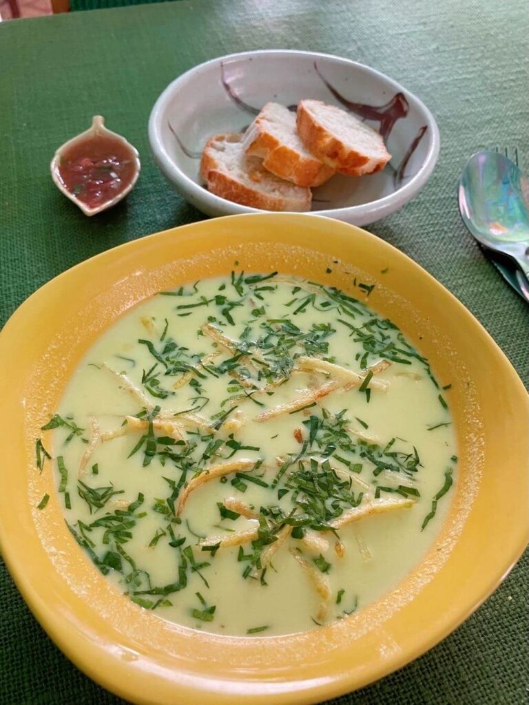 Peanut soup 